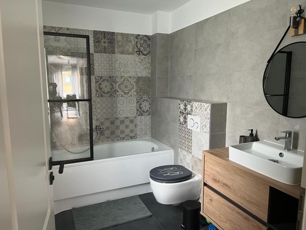 Ferienwohnung Am Rebberg Зульцбург Экстерьер фото