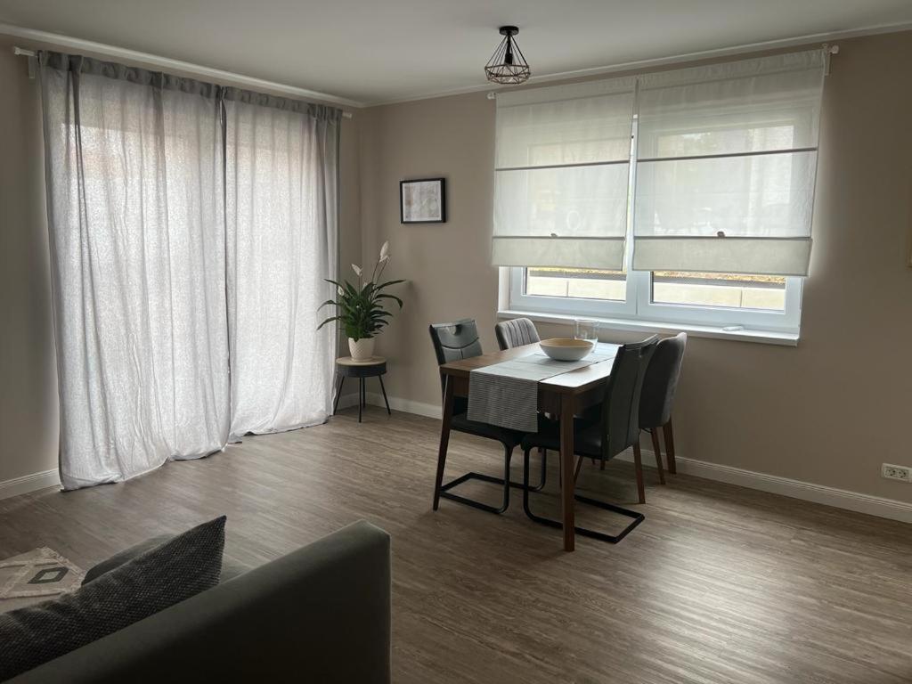 Ferienwohnung Am Rebberg Зульцбург Экстерьер фото