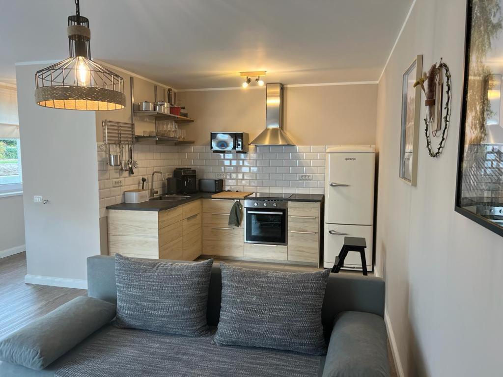 Ferienwohnung Am Rebberg Зульцбург Экстерьер фото